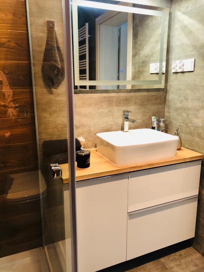 Apartament Happiness Jelenia Góra Екстериор снимка