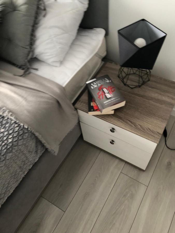 Apartament Happiness Jelenia Góra Екстериор снимка