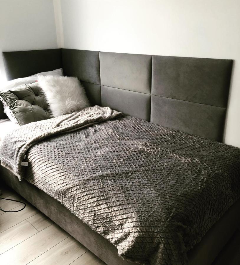 Apartament Happiness Jelenia Góra Екстериор снимка